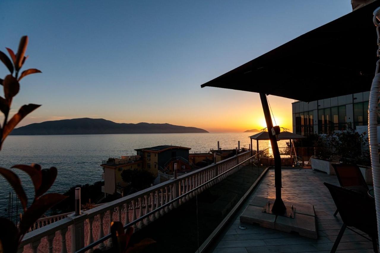 Hakuna Matata Residence & Apartments Vlorë エクステリア 写真