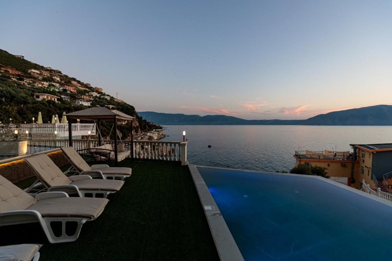Hakuna Matata Residence & Apartments Vlorë エクステリア 写真