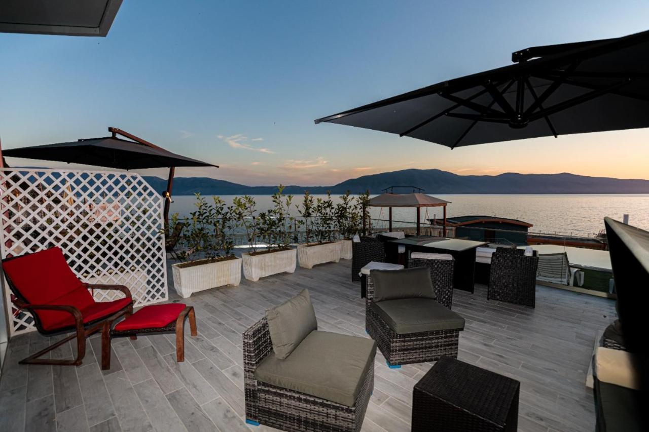 Hakuna Matata Residence & Apartments Vlorë エクステリア 写真